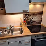 Private 1-2,5 -zimmer-wohnung Mit Terrasse アパート ツュルピッヒ