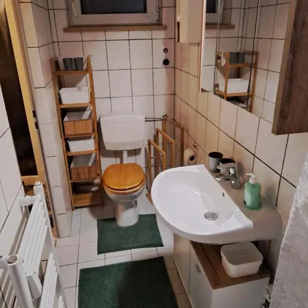 Apartamento Private 1-2,5 -zimmer-wohnung Mit Terrasse
