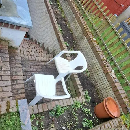 Private 1-2,5 -zimmer-wohnung Mit Terrasse Apartment *