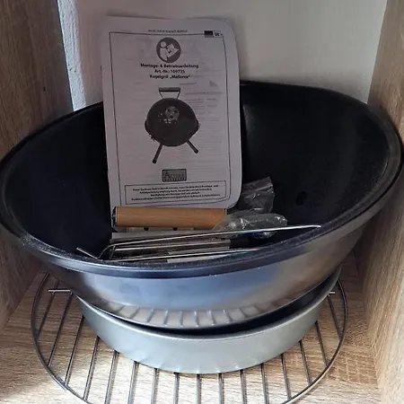 דירה Private 1-2,5 -zimmer-wohnung Mit Terrasse *