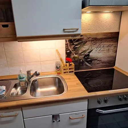 Private 1-2,5 -zimmer-wohnung Mit Terrasse شقة زولبيتش