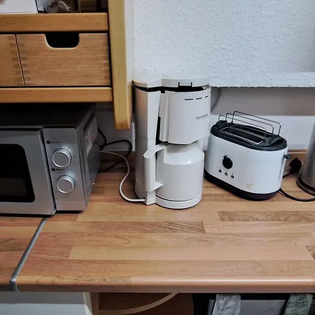 Private 1-2,5 -zimmer-wohnung Mit Terrasse * צולפיך