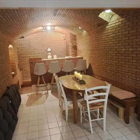 Private 1-2,5 -zimmer-wohnung Mit Terrasse דירה צולפיך