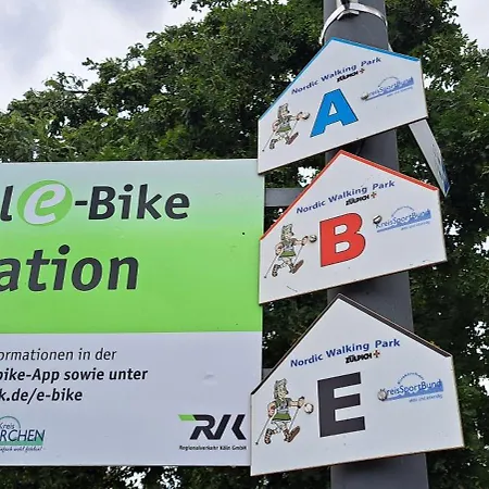 شقة Private 1-2,5 -zimmer-wohnung Mit Terrasse *