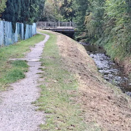 Private 1-2,5 -zimmer-wohnung Mit Terrasse