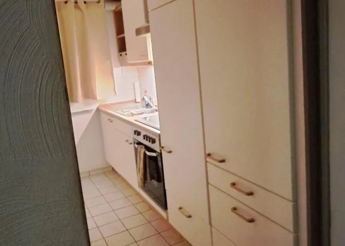 Private 1-2,5 -zimmer-wohnung Mit Terrasse Appartement *