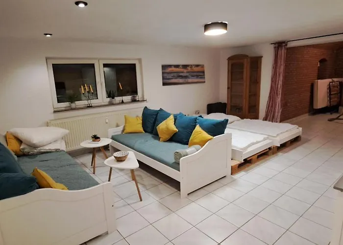 Private 1-2,5 -zimmer-wohnung Mit Terrasse *