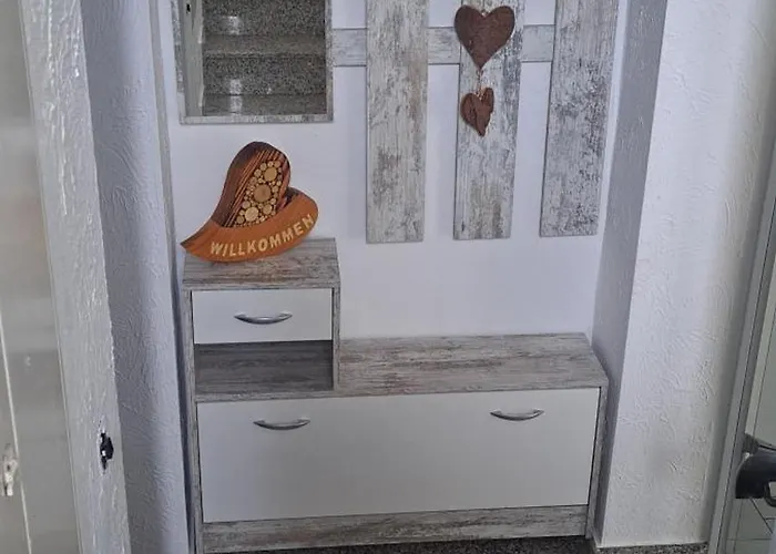 Private 1-2,5 -zimmer-wohnung Mit Terrasse Apartment