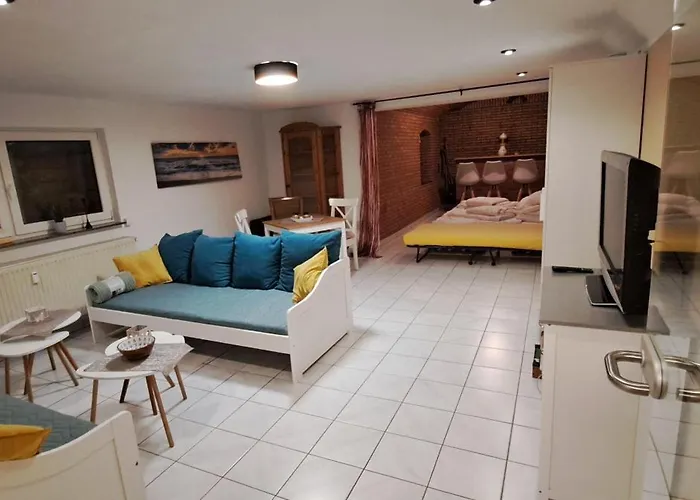 Private 1-2,5 -zimmer-wohnung Mit Terrasse *
