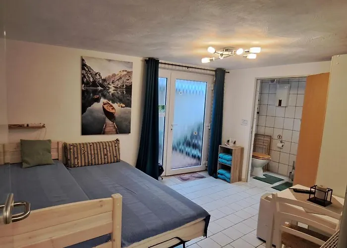 Apartment Private 1-2,5 -zimmer-wohnung Mit Terrasse