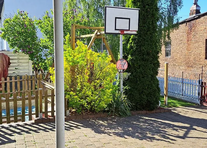 Private 1-2,5 -zimmer-wohnung Mit Terrasse *